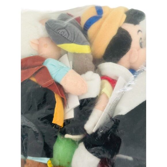 Disney Store Pinocchio Jiminy Cricket Set Of 4 Mini Bean Bag Plush 8” Sealed NWT - Picture 7 of 12